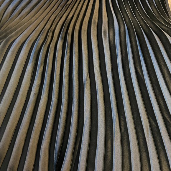 H&M Dark Teal Pleated skirt - S - Picture 3 of 3